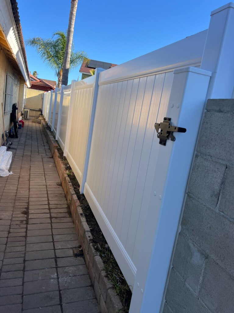 aluminum fence installation